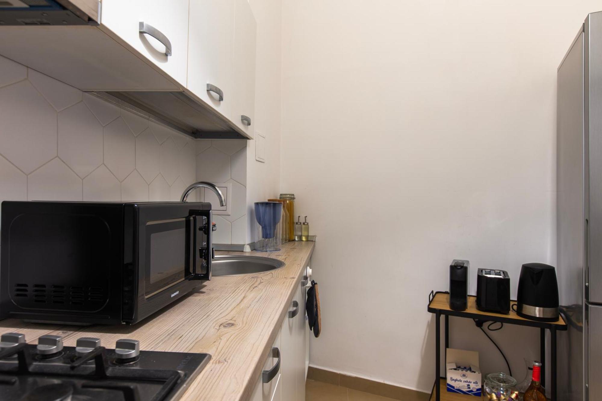Ultracentral Hong Kong 3 Bdrm Apartment Бухарест Екстер'єр фото