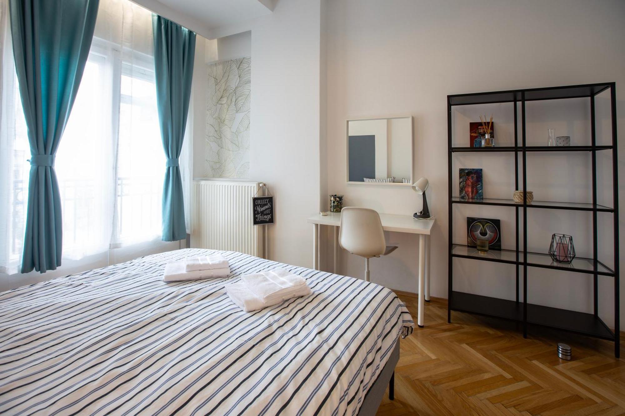 Ultracentral Hong Kong 3 Bdrm Apartment Бухарест Екстер'єр фото